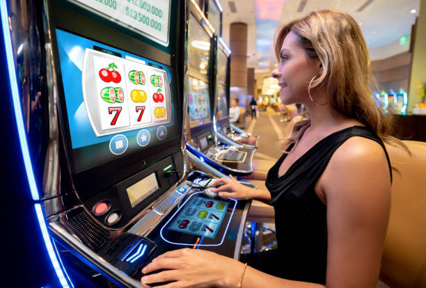 Live Baccarat betting interface on mobile showing bet placement and payout odds
